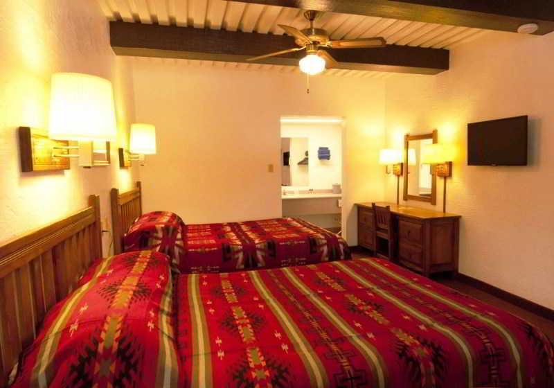 Thunderbird Lodge Chinle Luaran gambar