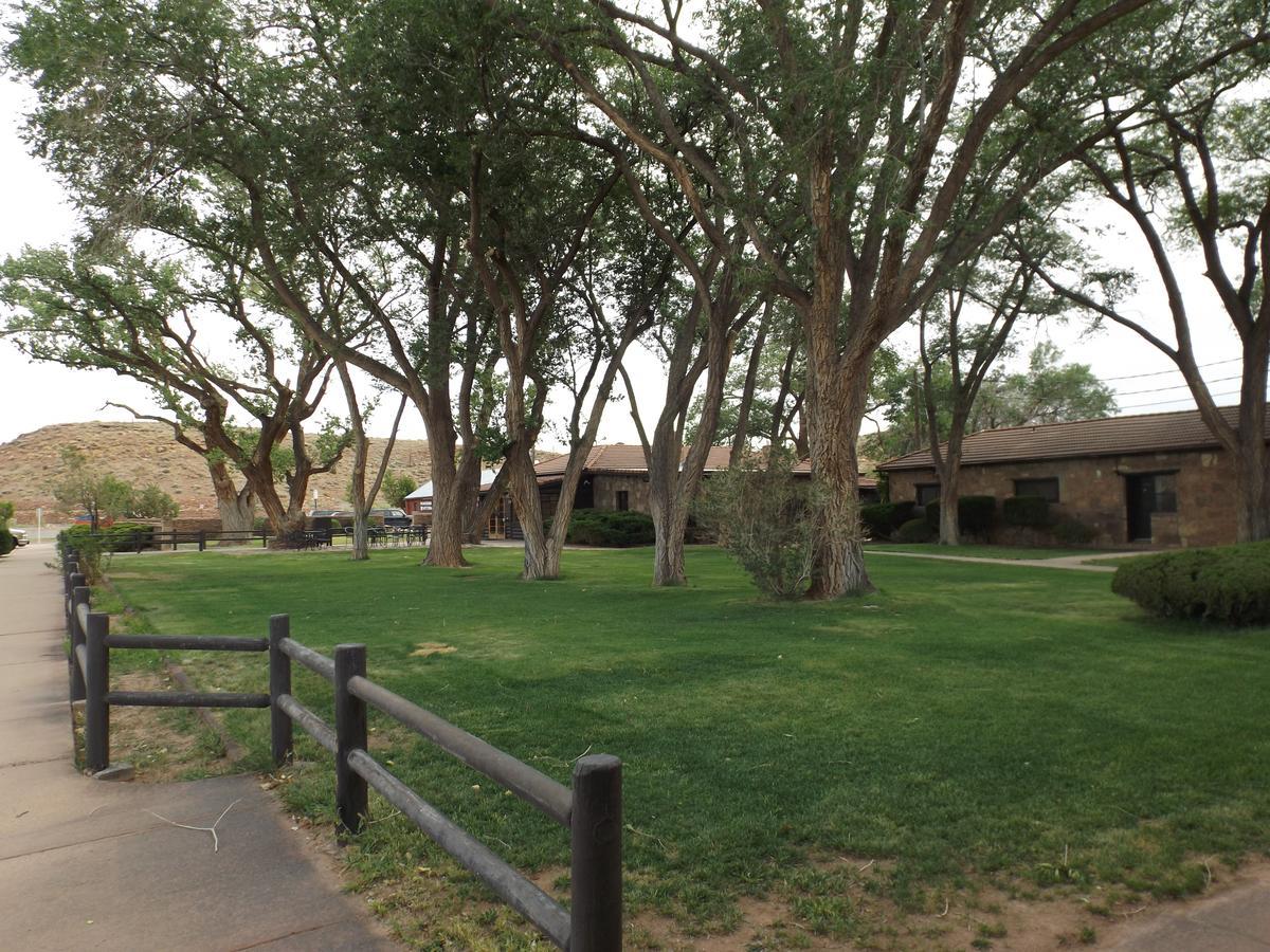 Thunderbird Lodge Chinle Luaran gambar