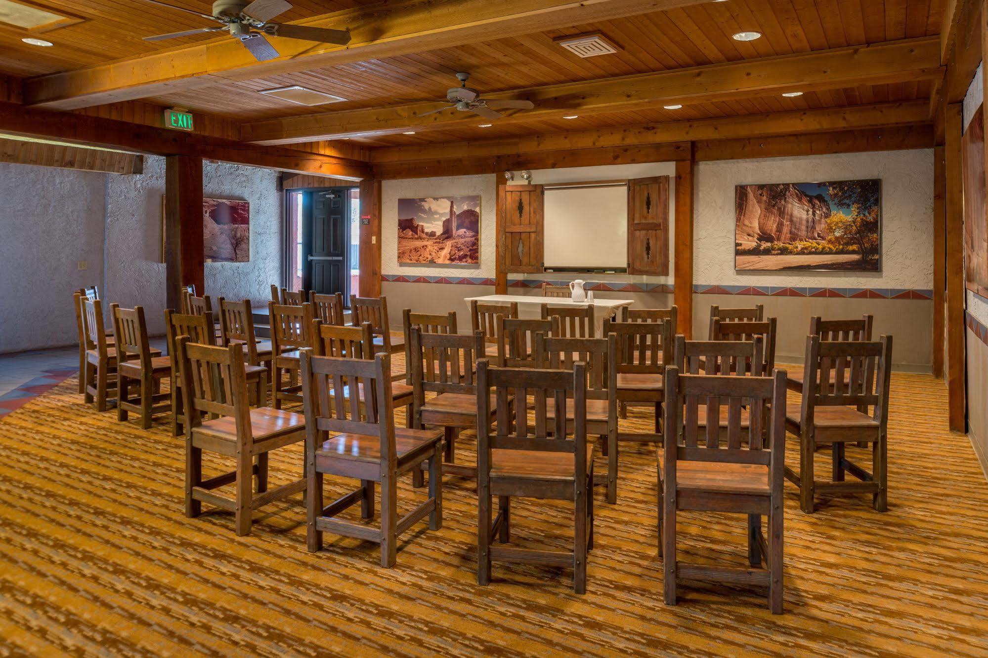 Thunderbird Lodge Chinle Luaran gambar
